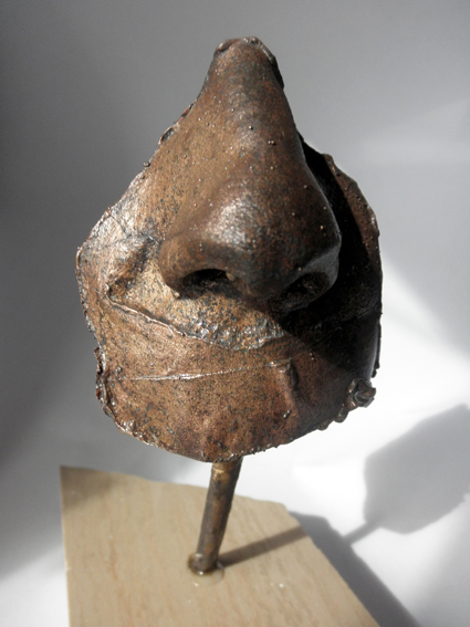 Hush!, bronze.
