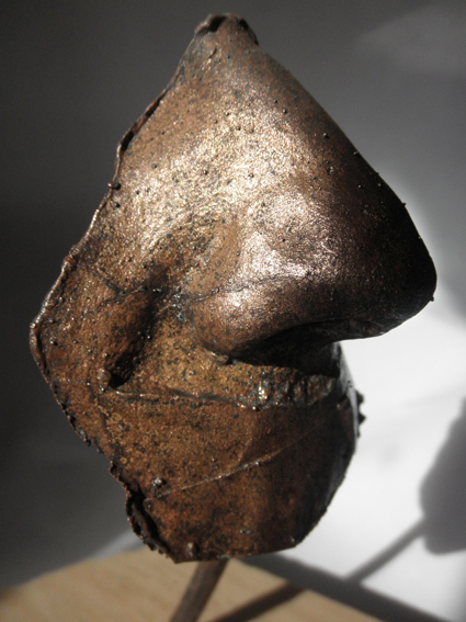Hush!, bronze.